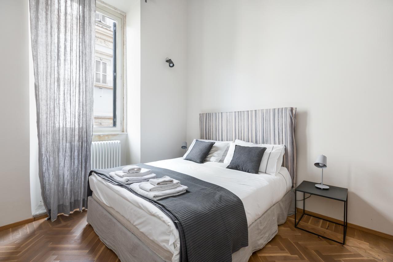 Mami'S Home Trastevere Apt With Private Terrace Rome Bagian luar foto