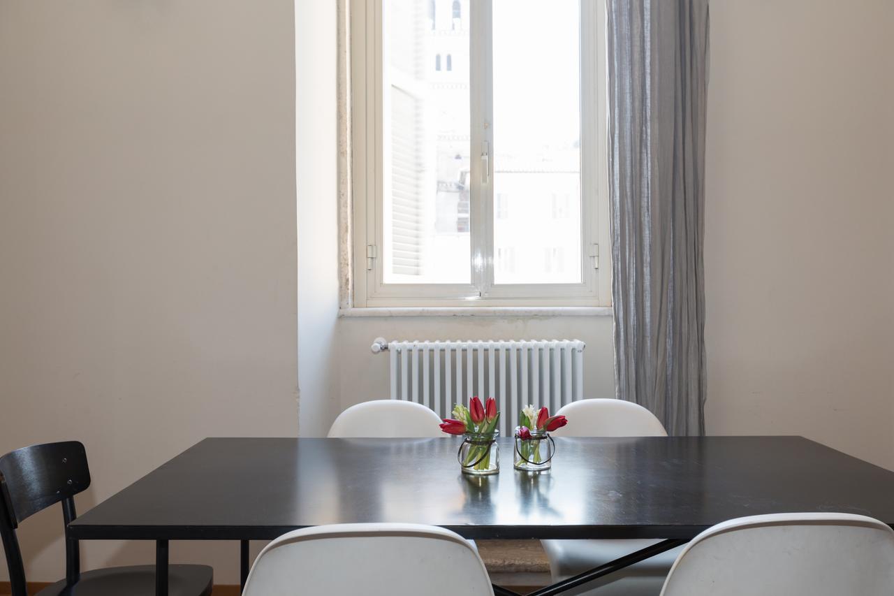 Mami'S Home Trastevere Apt With Private Terrace Rome Bagian luar foto