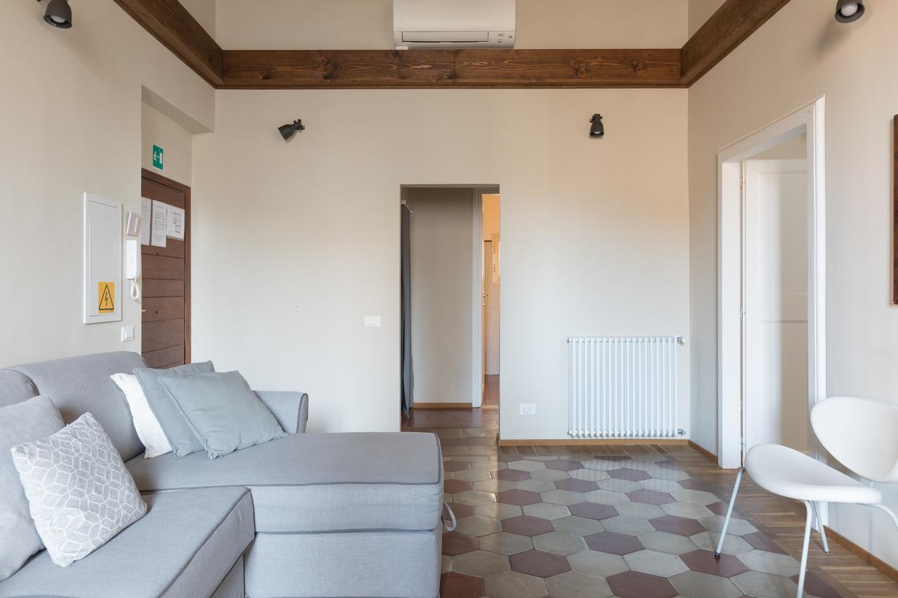 Mami'S Home Trastevere Apt With Private Terrace Rome Bagian luar foto