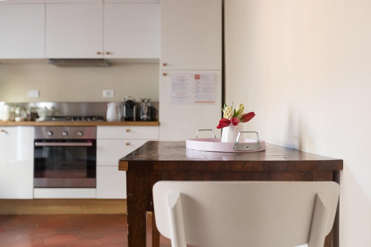 Mami'S Home Trastevere Apt With Private Terrace Rome Bagian luar foto